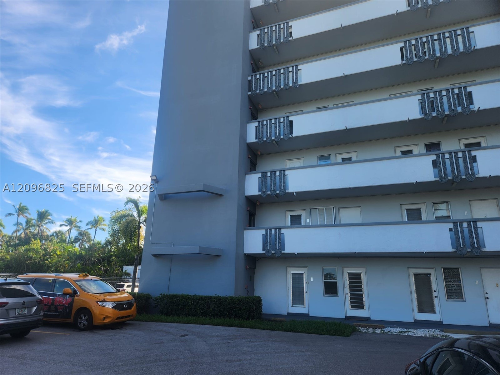 Hallandale Beach photo 3