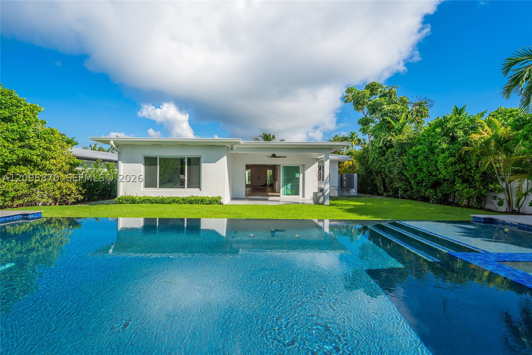 Miami Beach photo 5