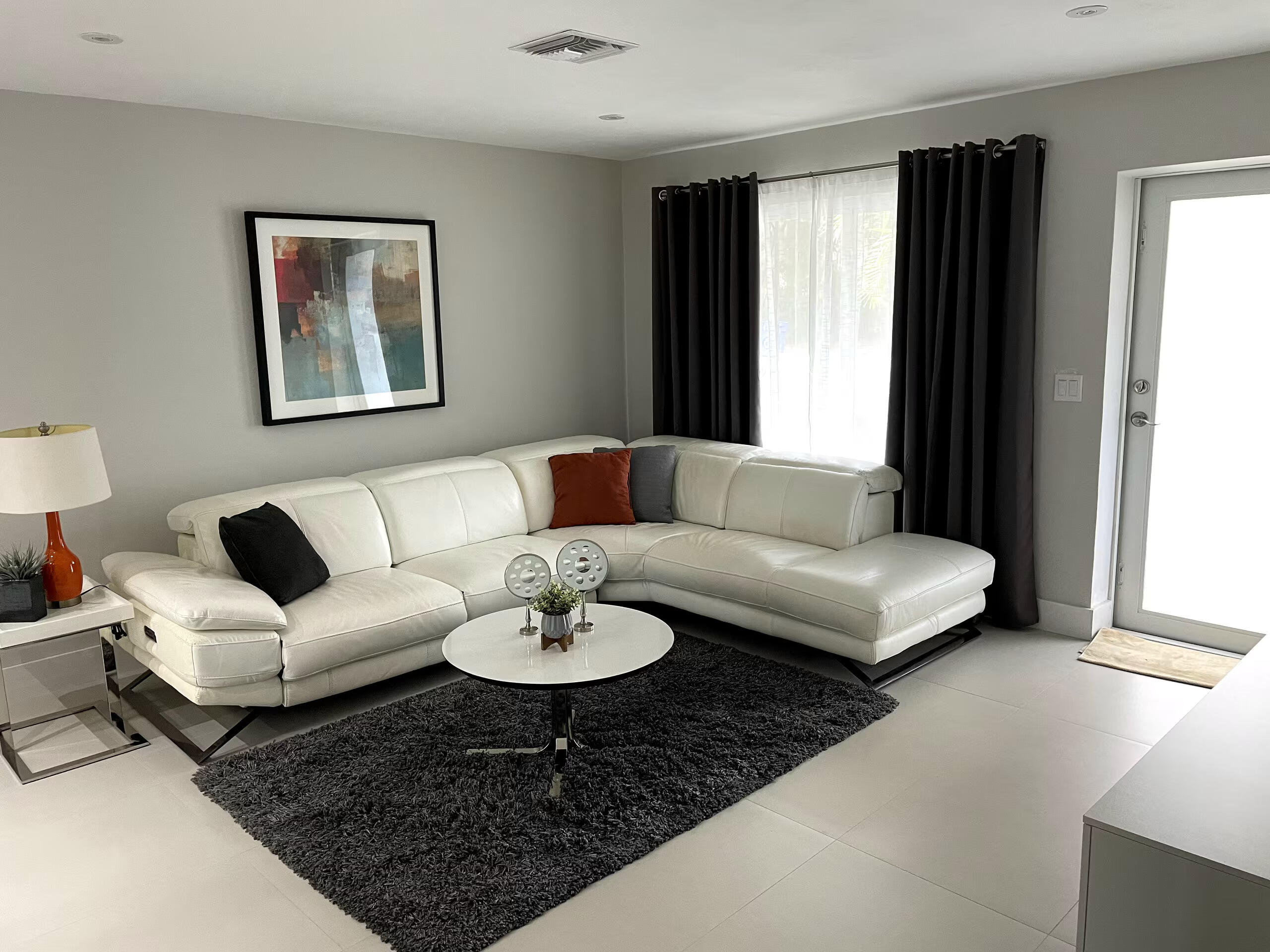 Wilton Manors photo 2
