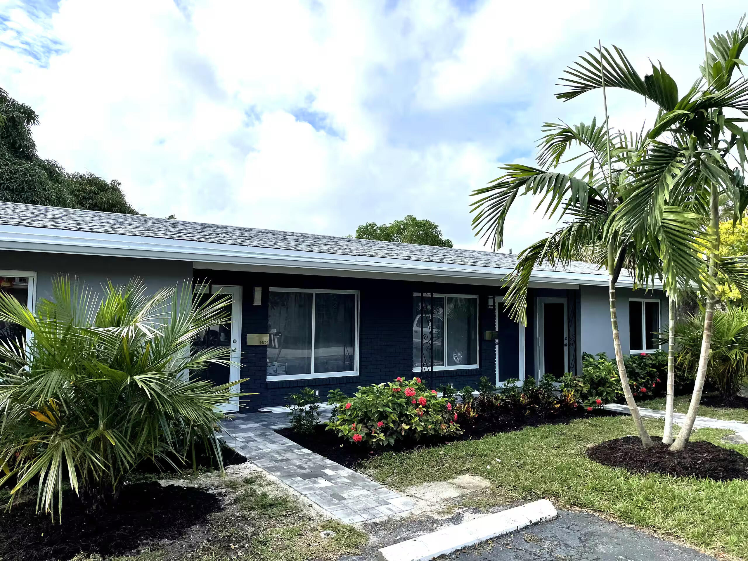 Wilton Manors photo 3