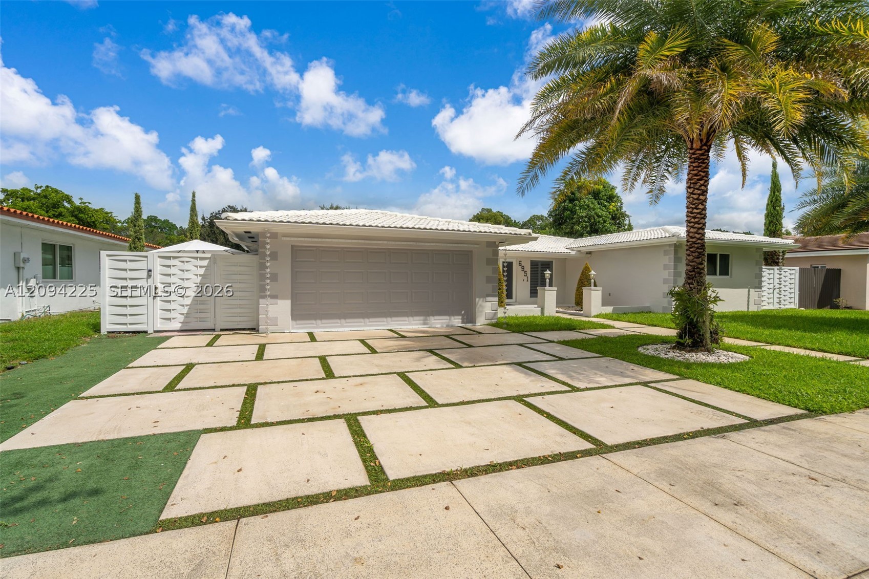 Miami Lakes photo 2