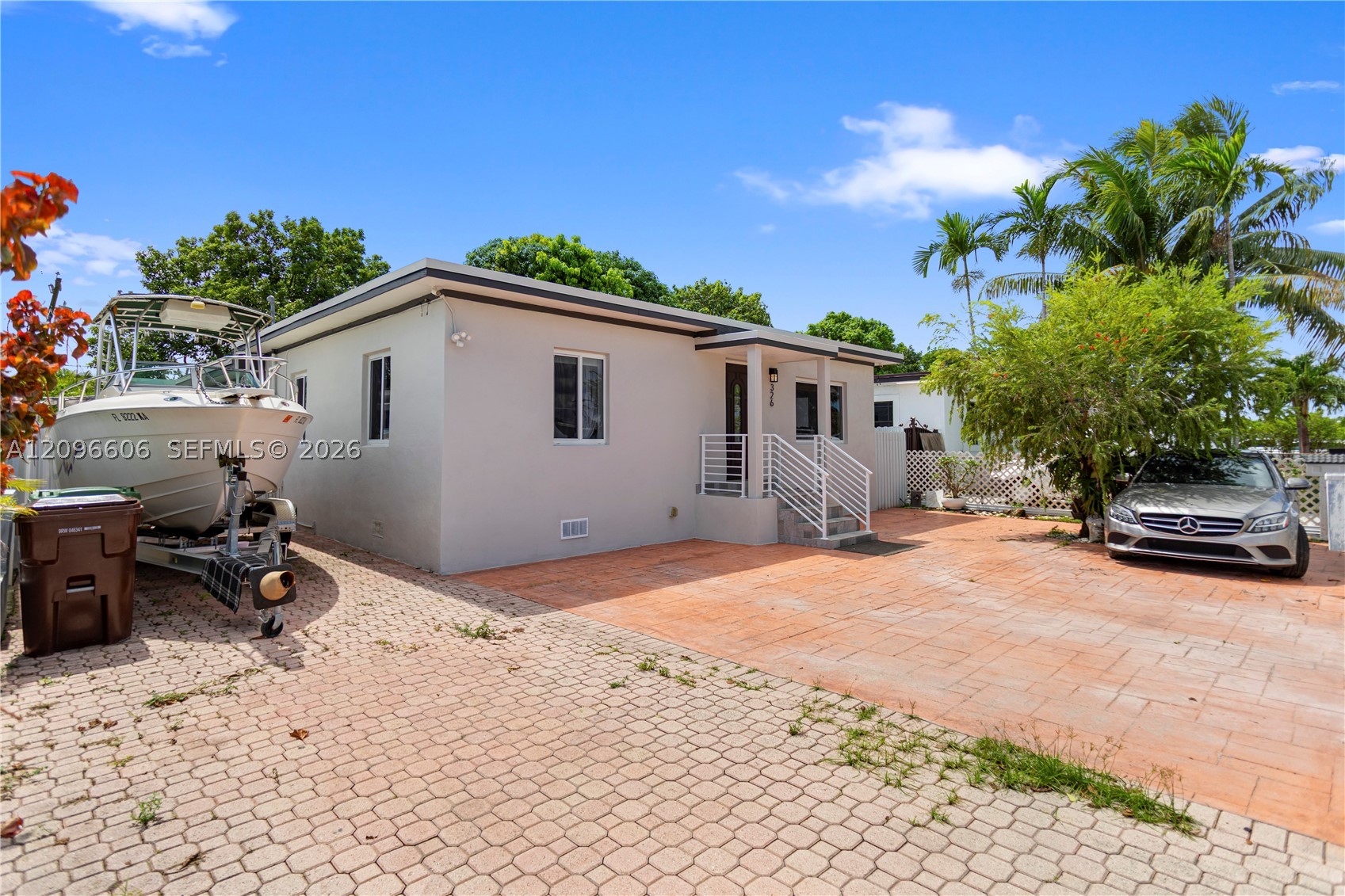 Hialeah photo 2