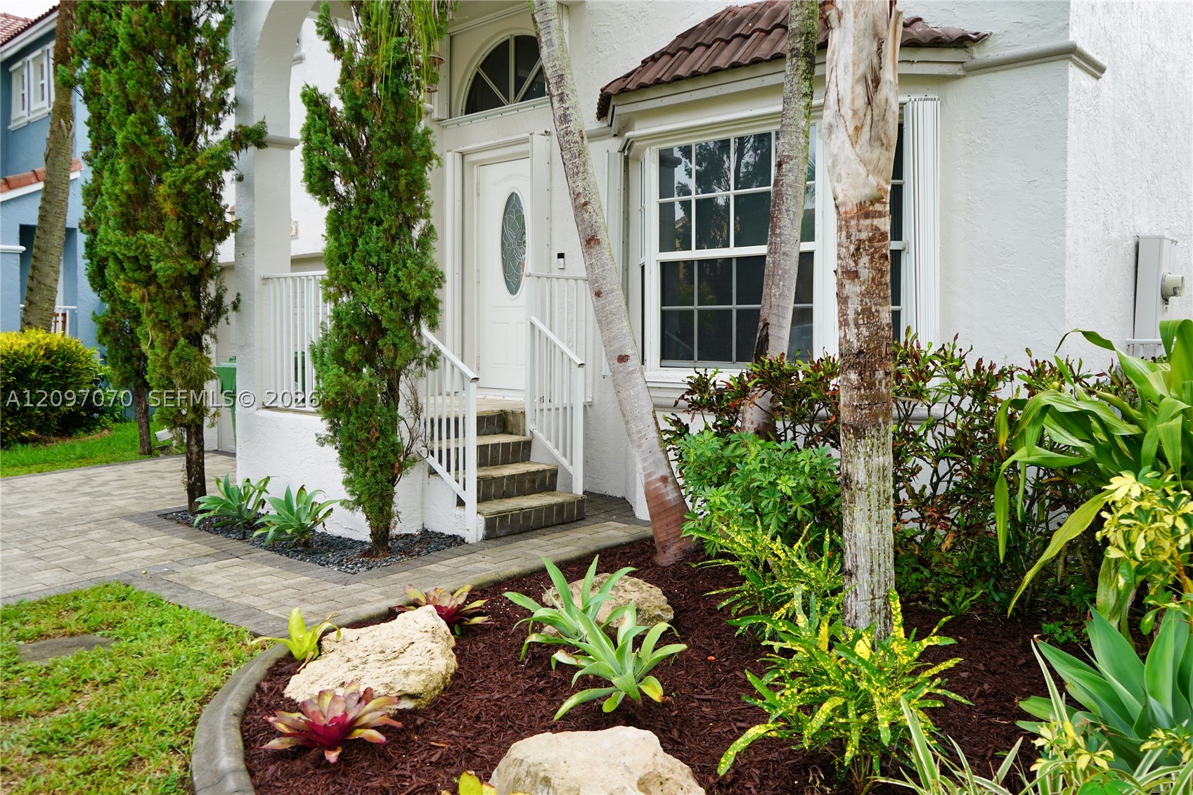 Pembroke Pines photo 3