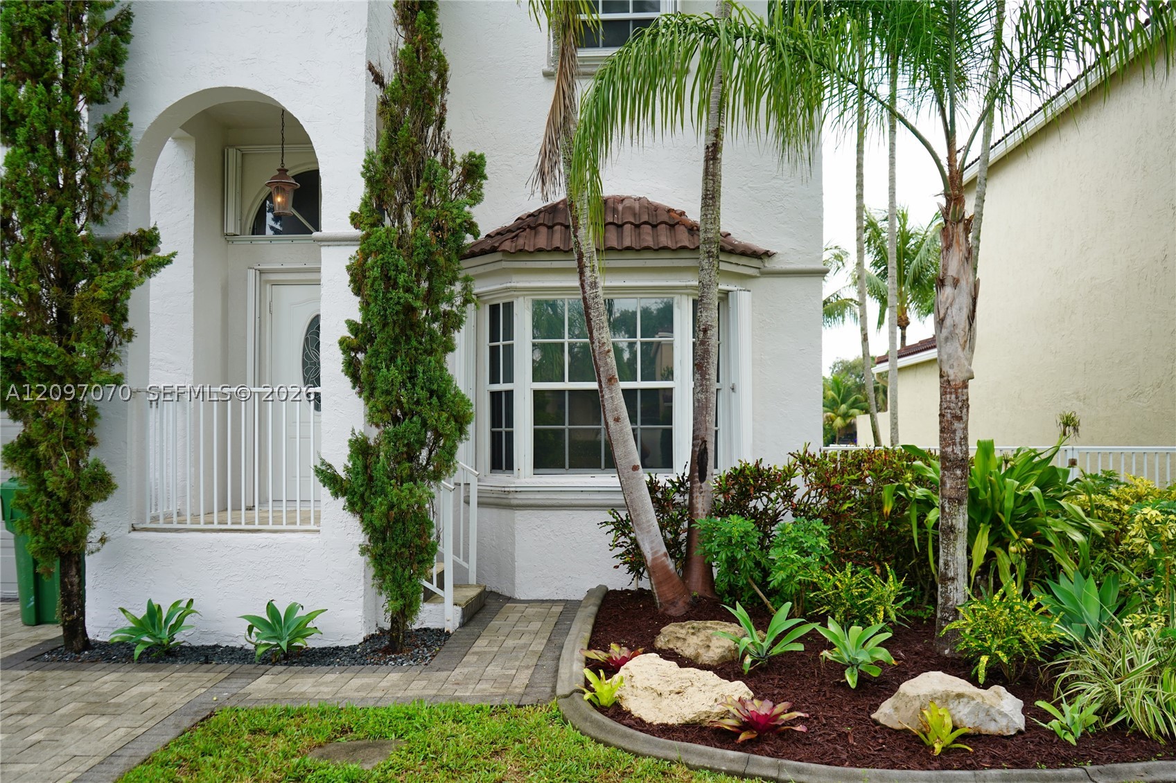 Pembroke Pines photo 4