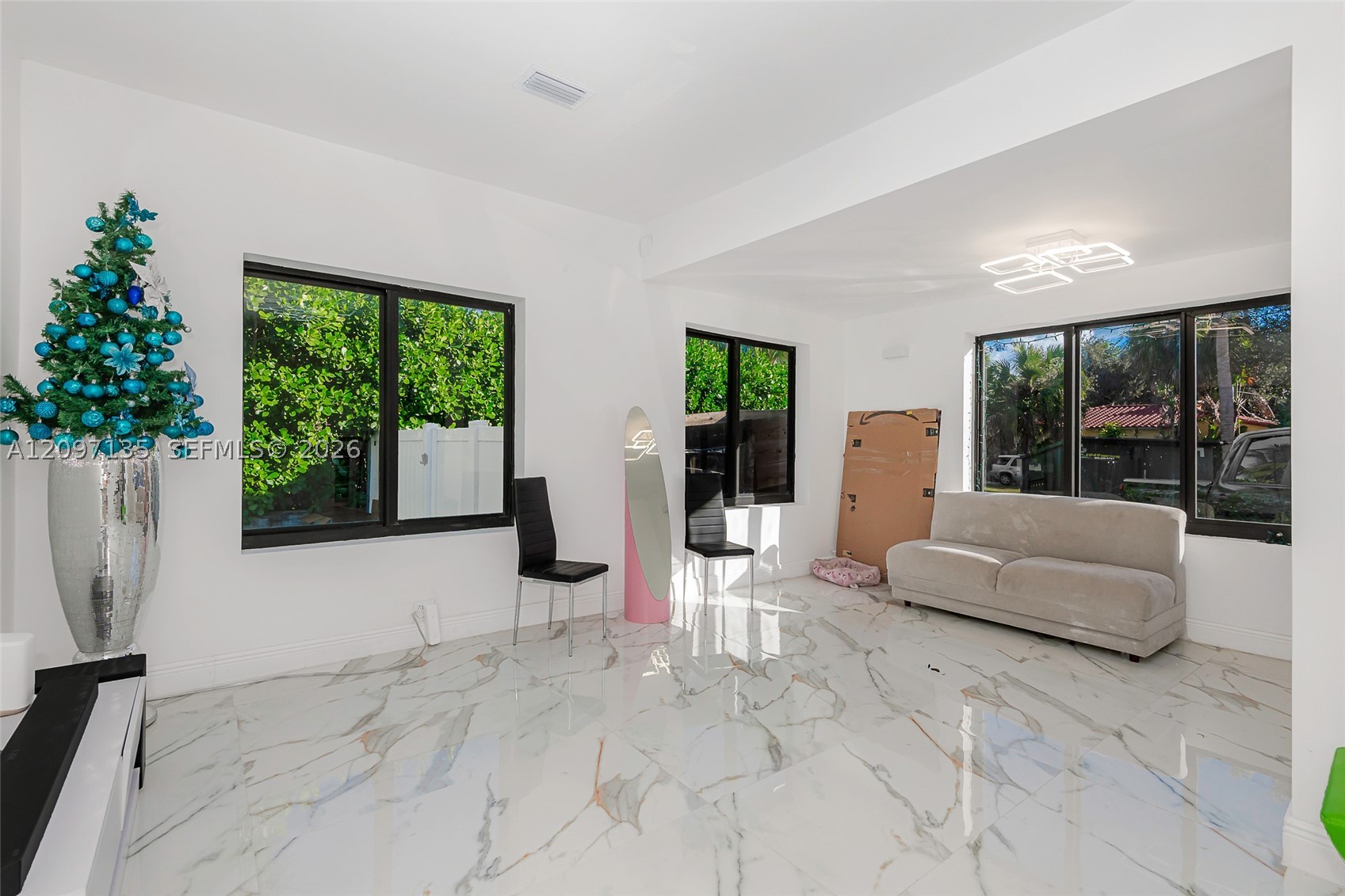 North Miami Beach photo 3