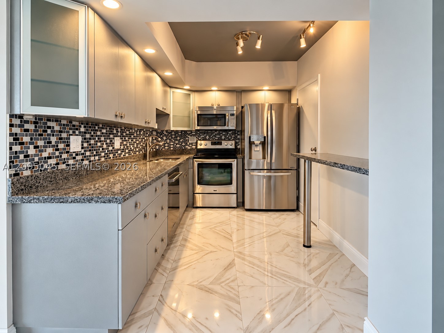 Sunny Isles Beach photo 4