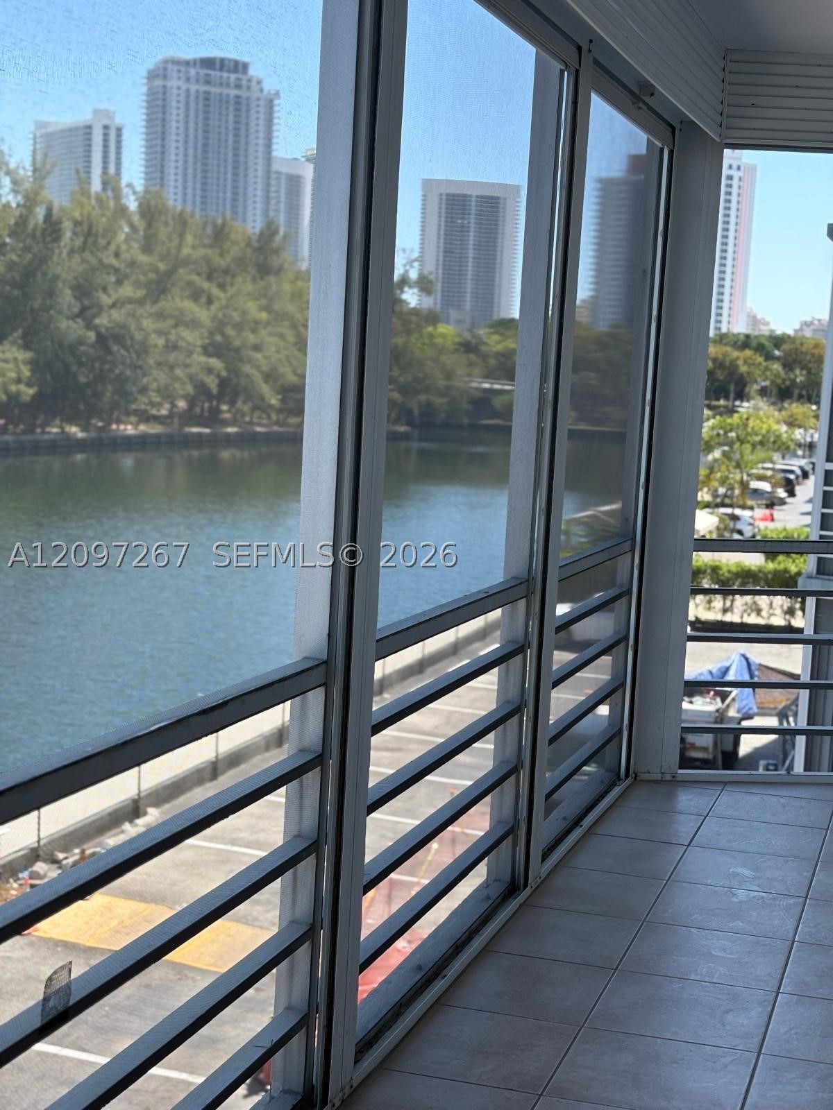 Hallandale Beach photo 2