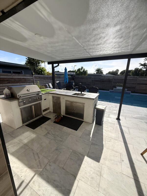 Pembroke Pines photo 4
