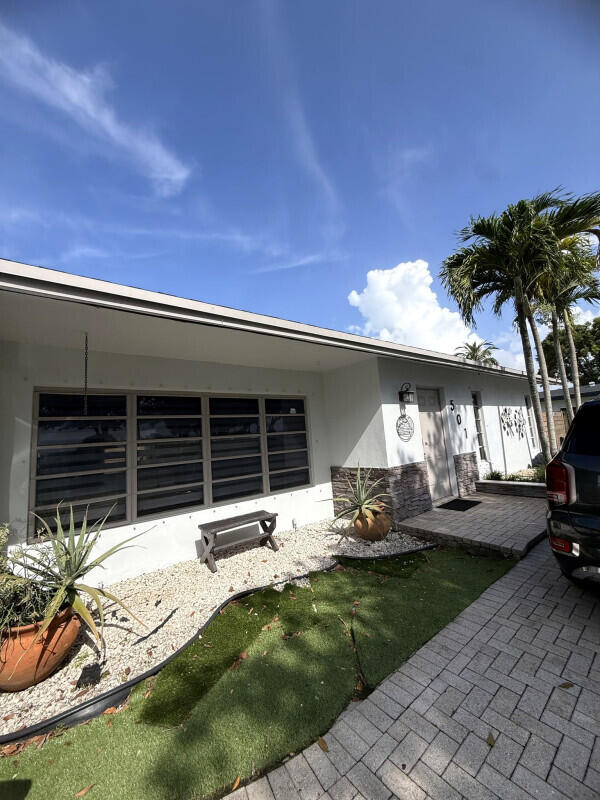 Pembroke Pines photo 5