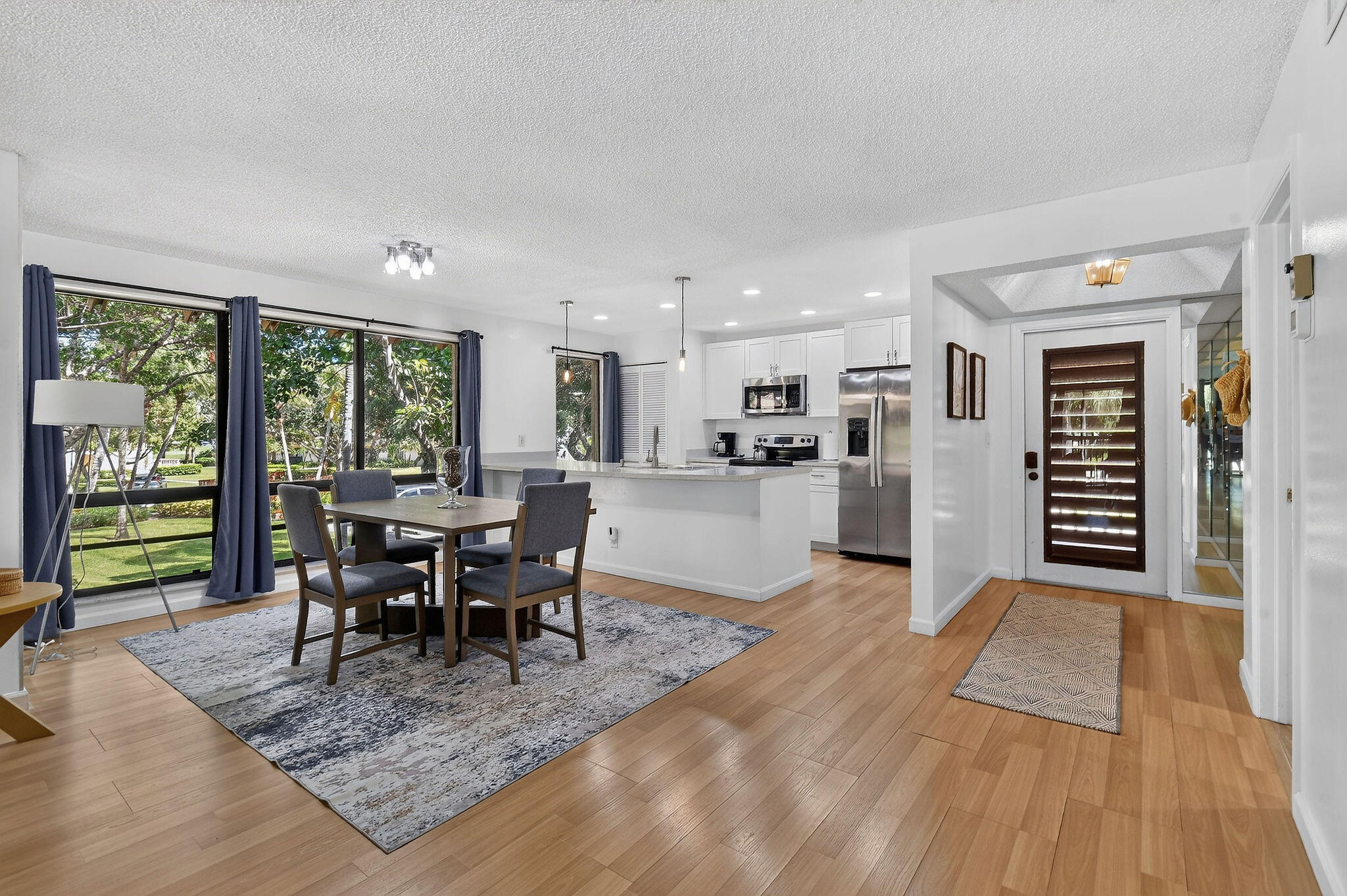 Palm Beach Gardens photo 3