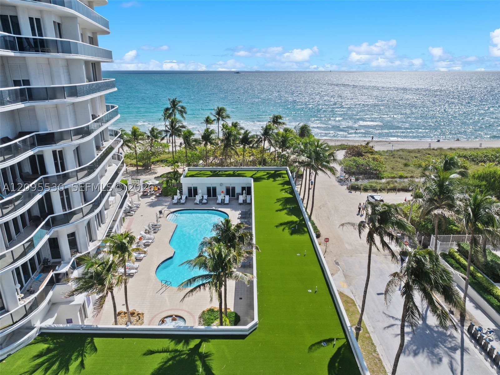 Bal Harbour photo 2