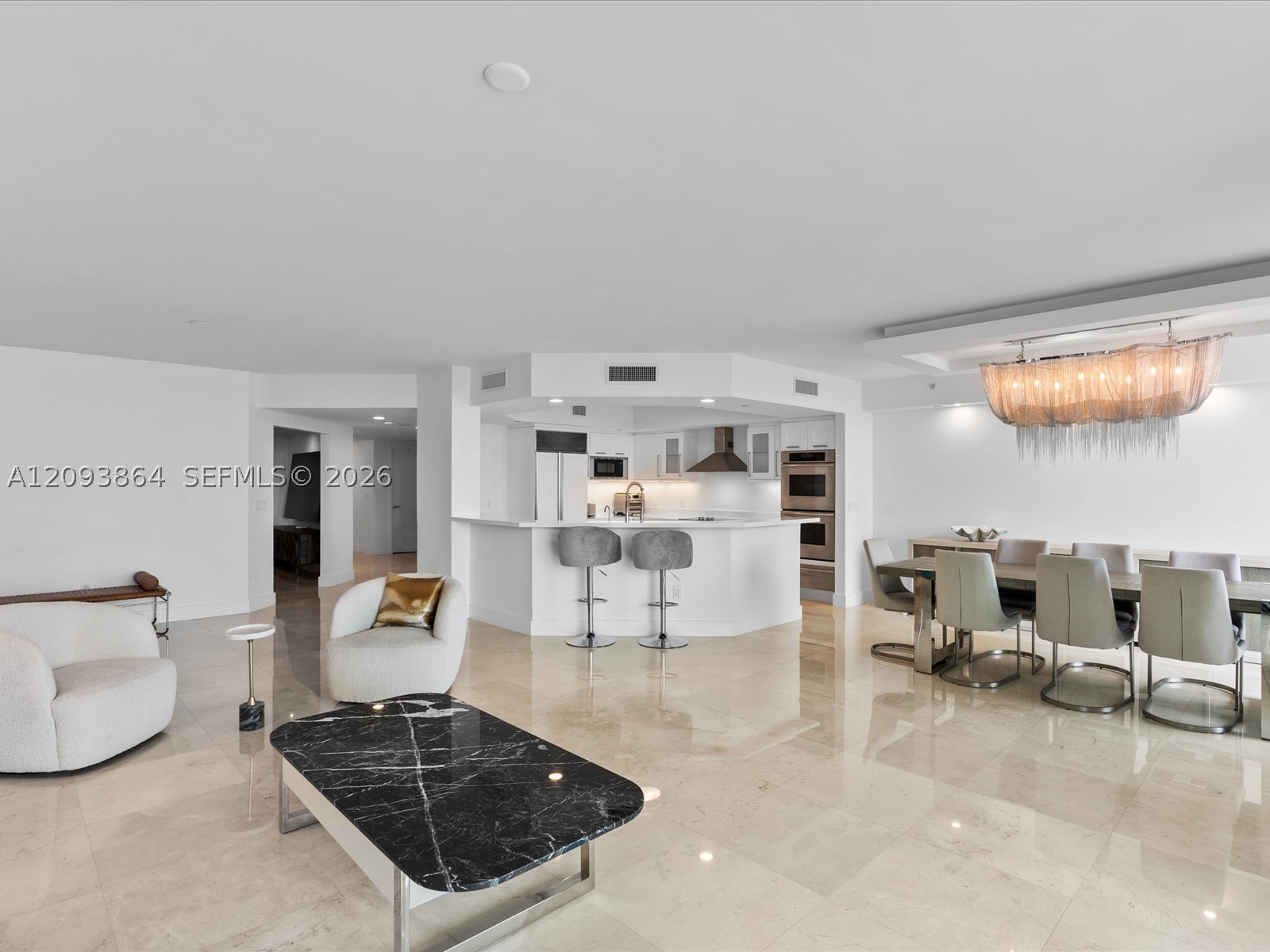 Aventura photo 4