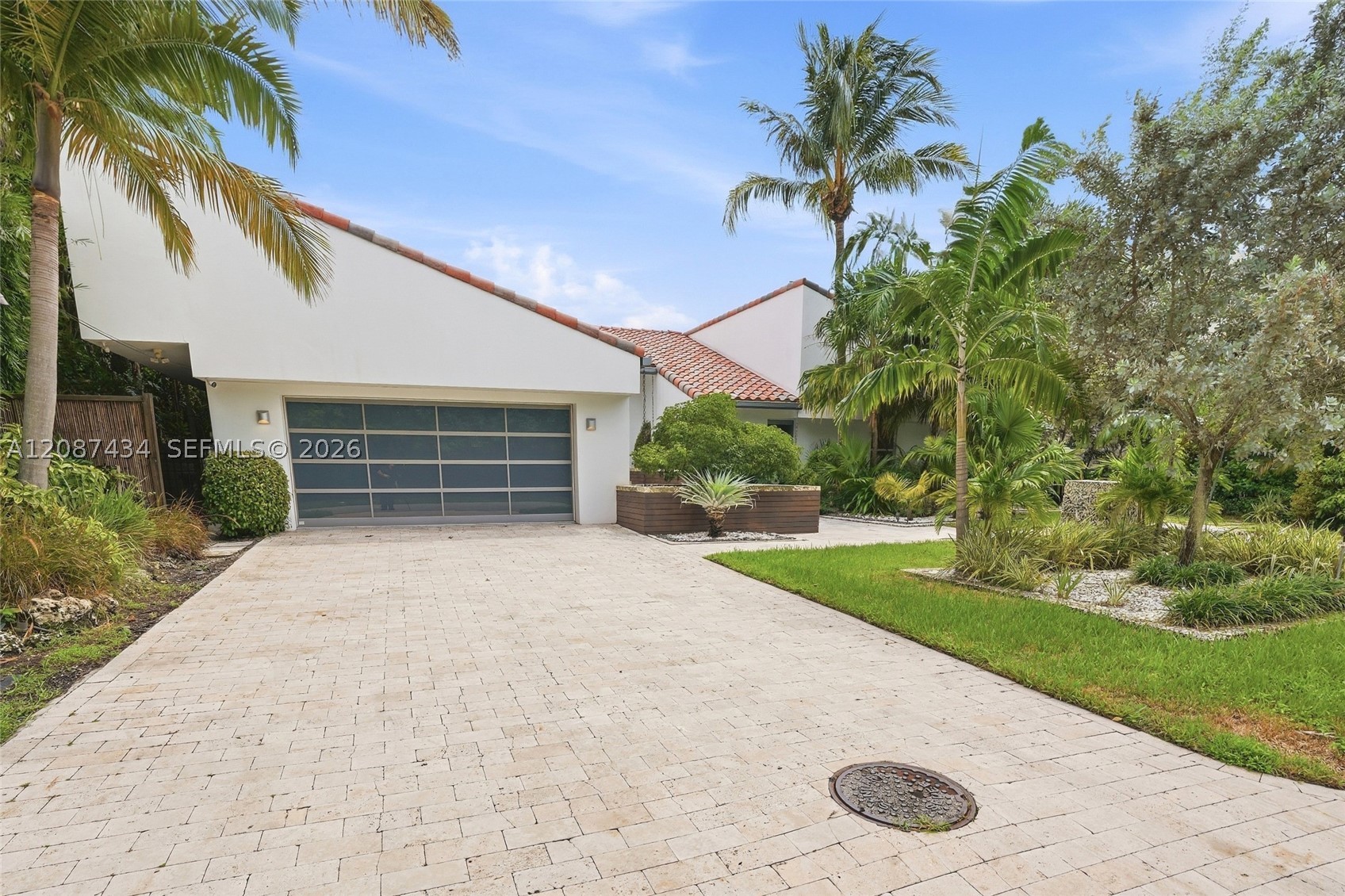 North Miami Beach photo 4