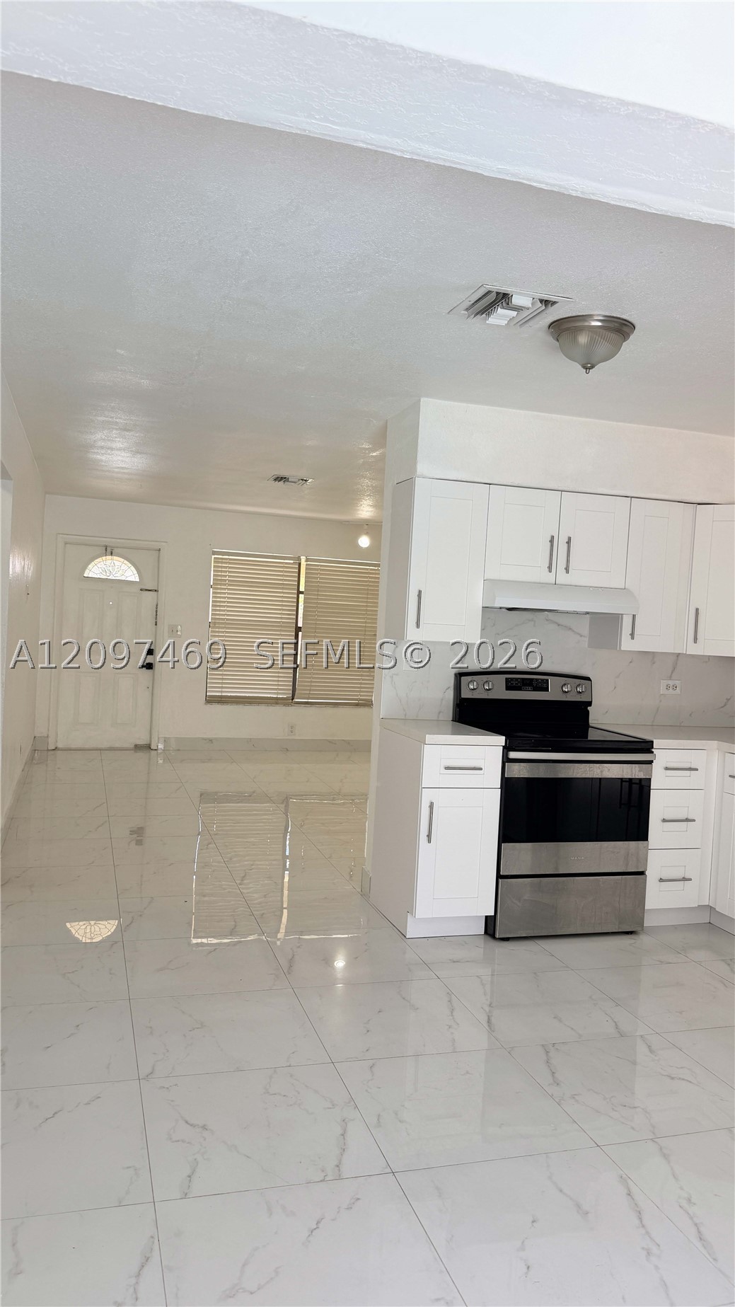 Hallandale Beach photo 5