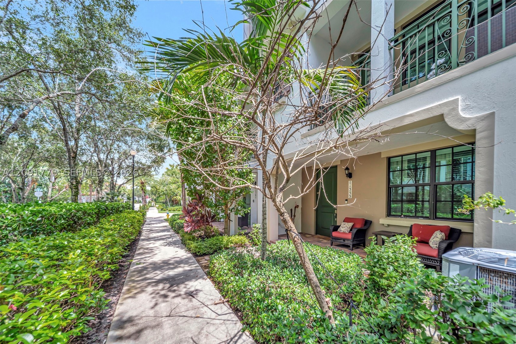 Pembroke Pines photo 5