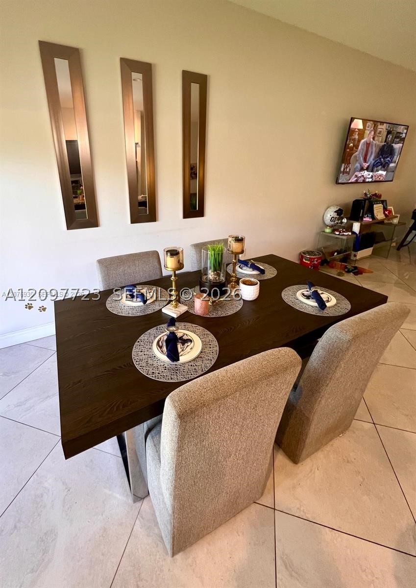 Pembroke Pines photo 4