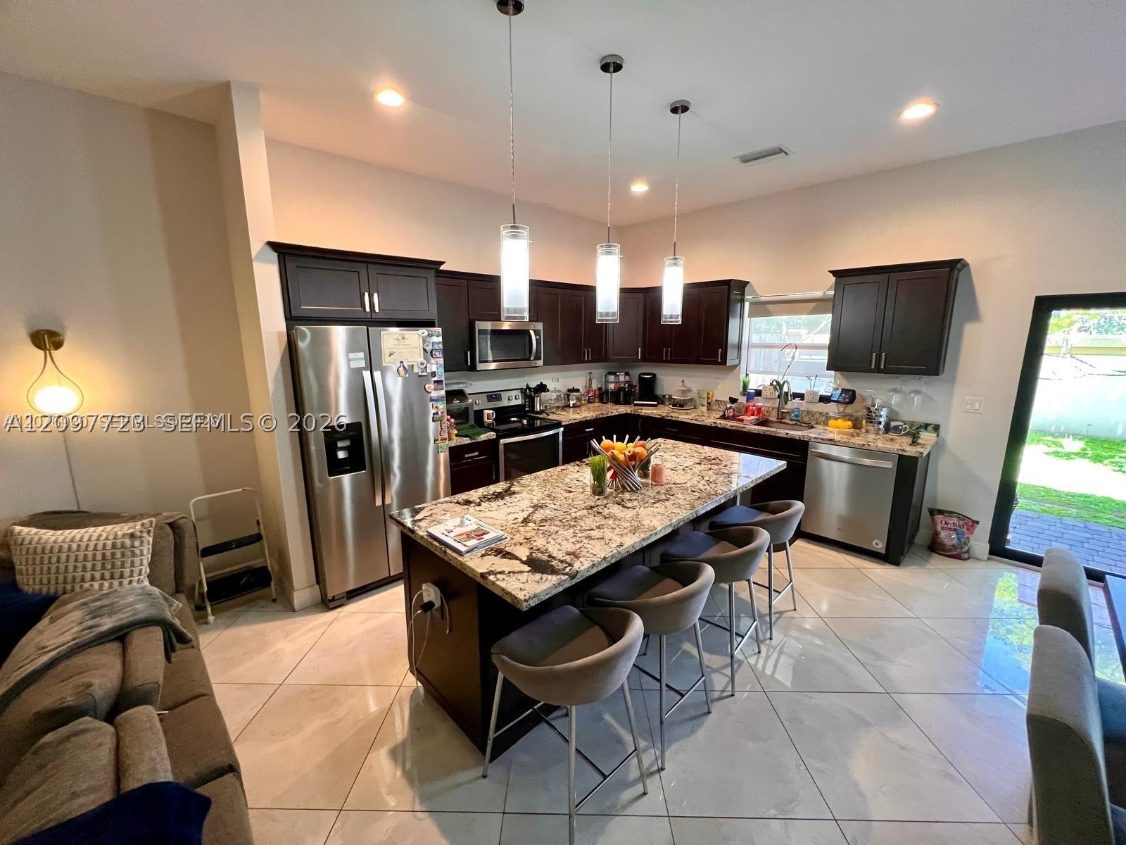 Pembroke Pines photo 5