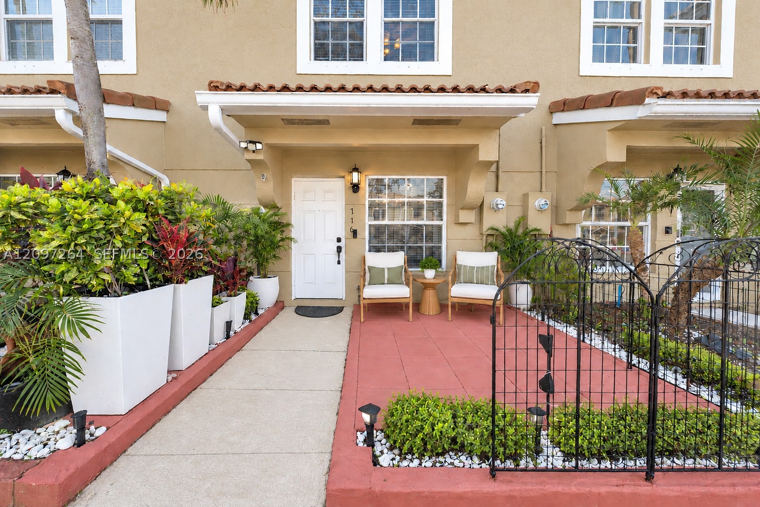Pembroke Pines photo 4