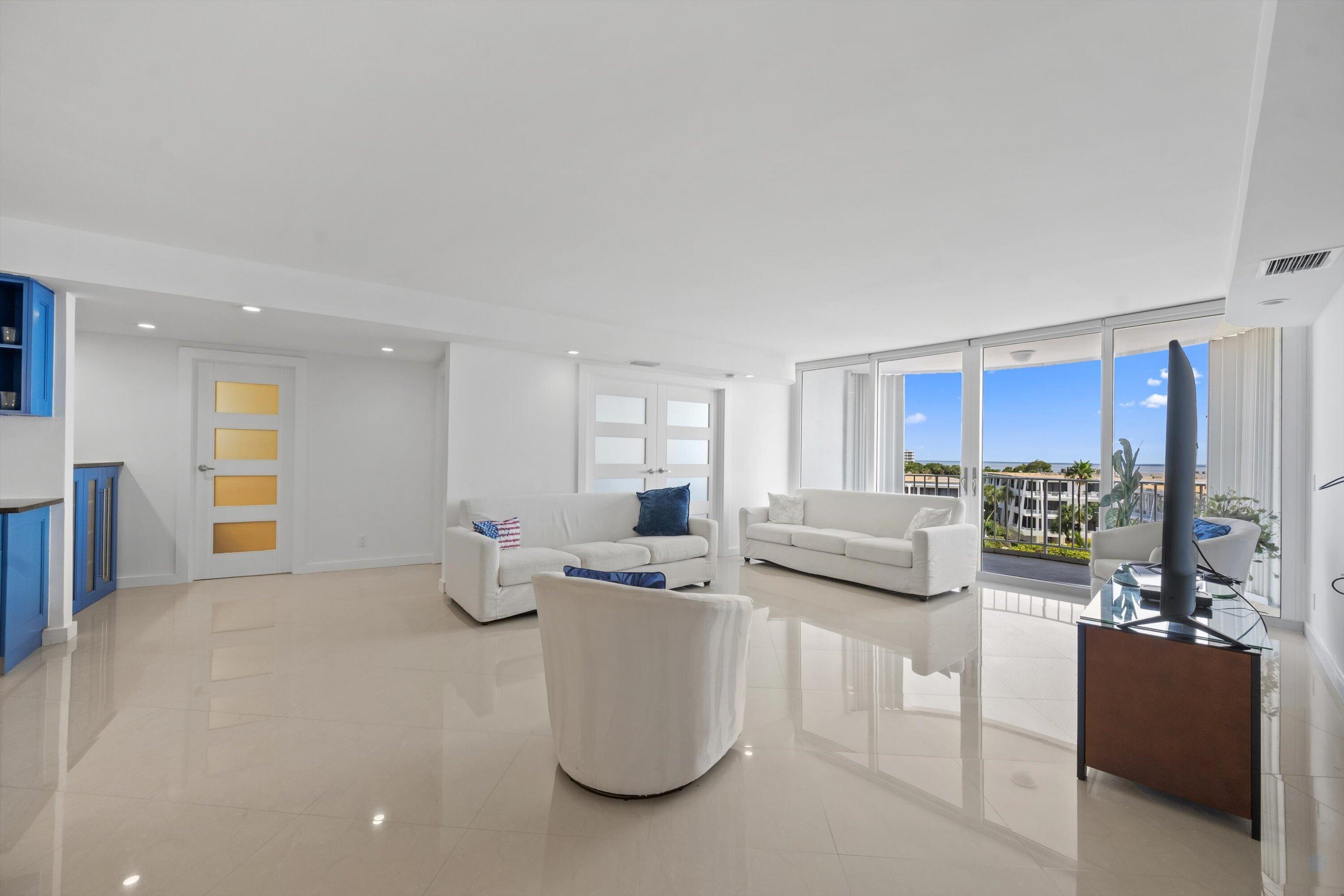 Palm Beach photo 5
