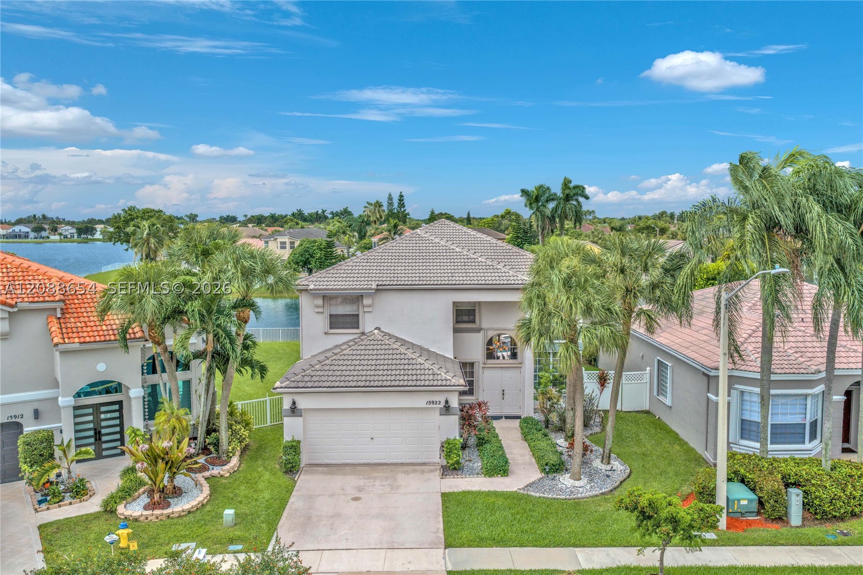 Pembroke Pines photo 2