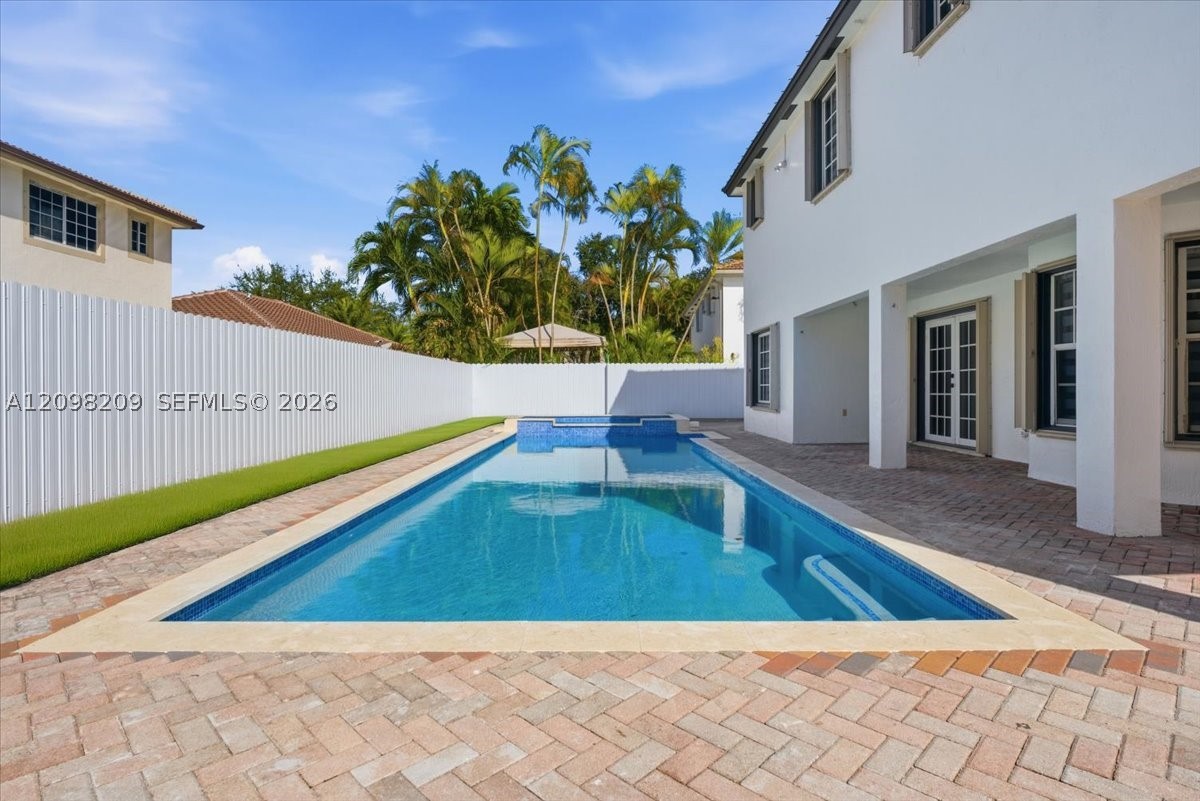 Miami Lakes photo 4