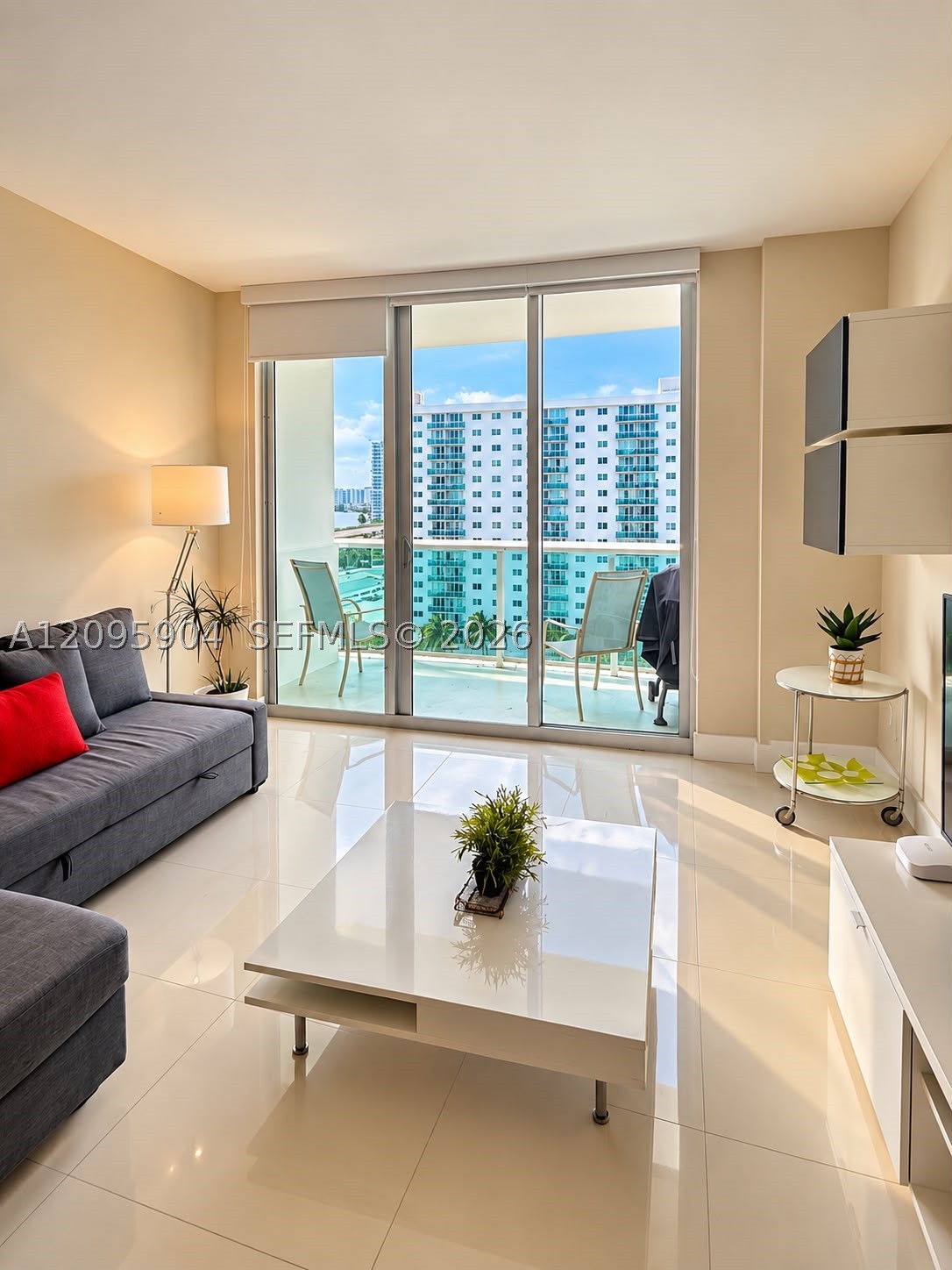 Sunny Isles Beach photo 2