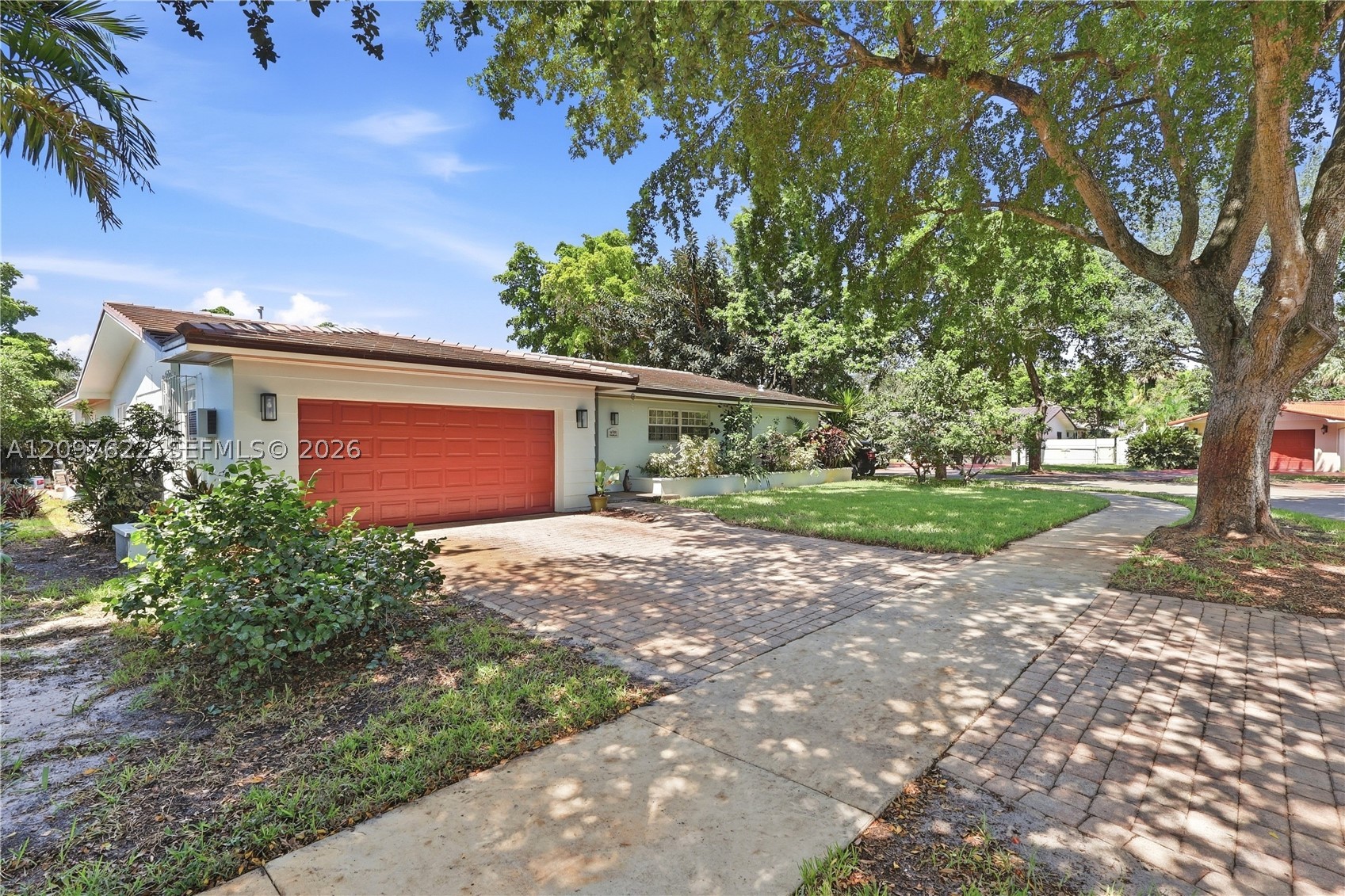 Miami Lakes photo 2