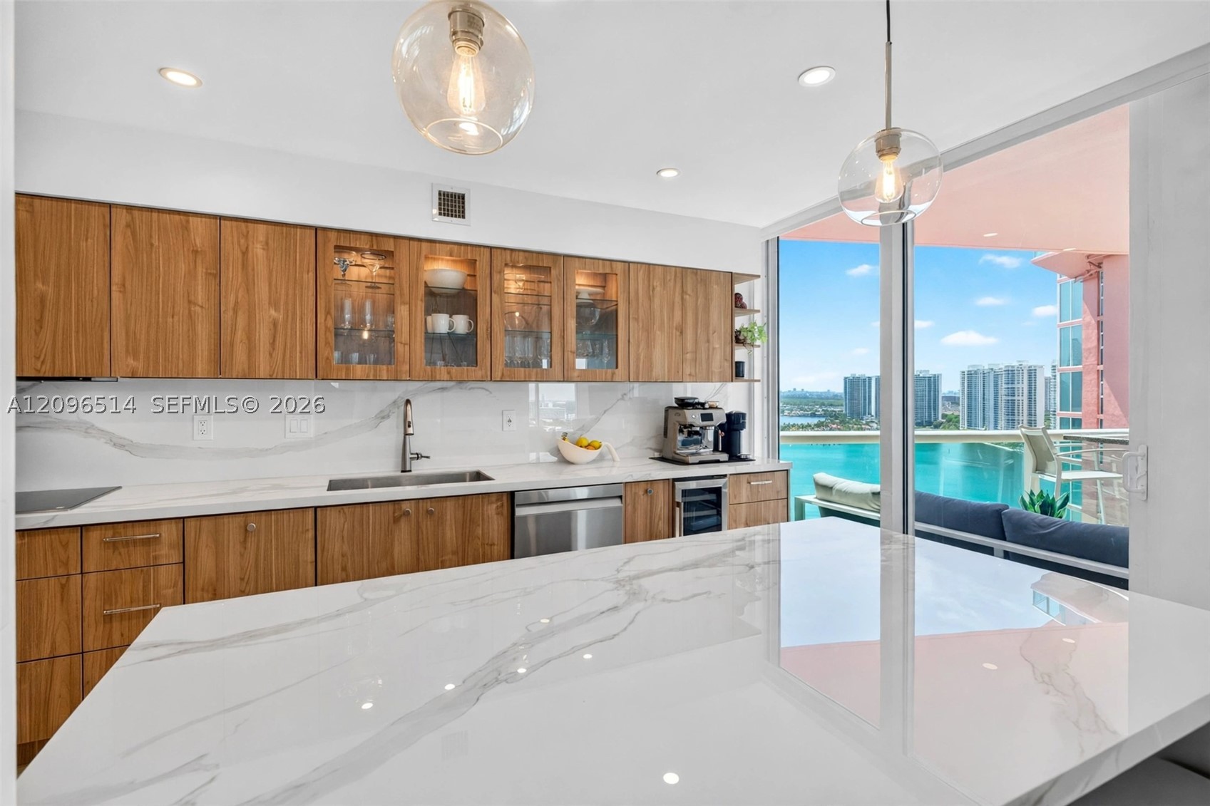 Aventura photo 4