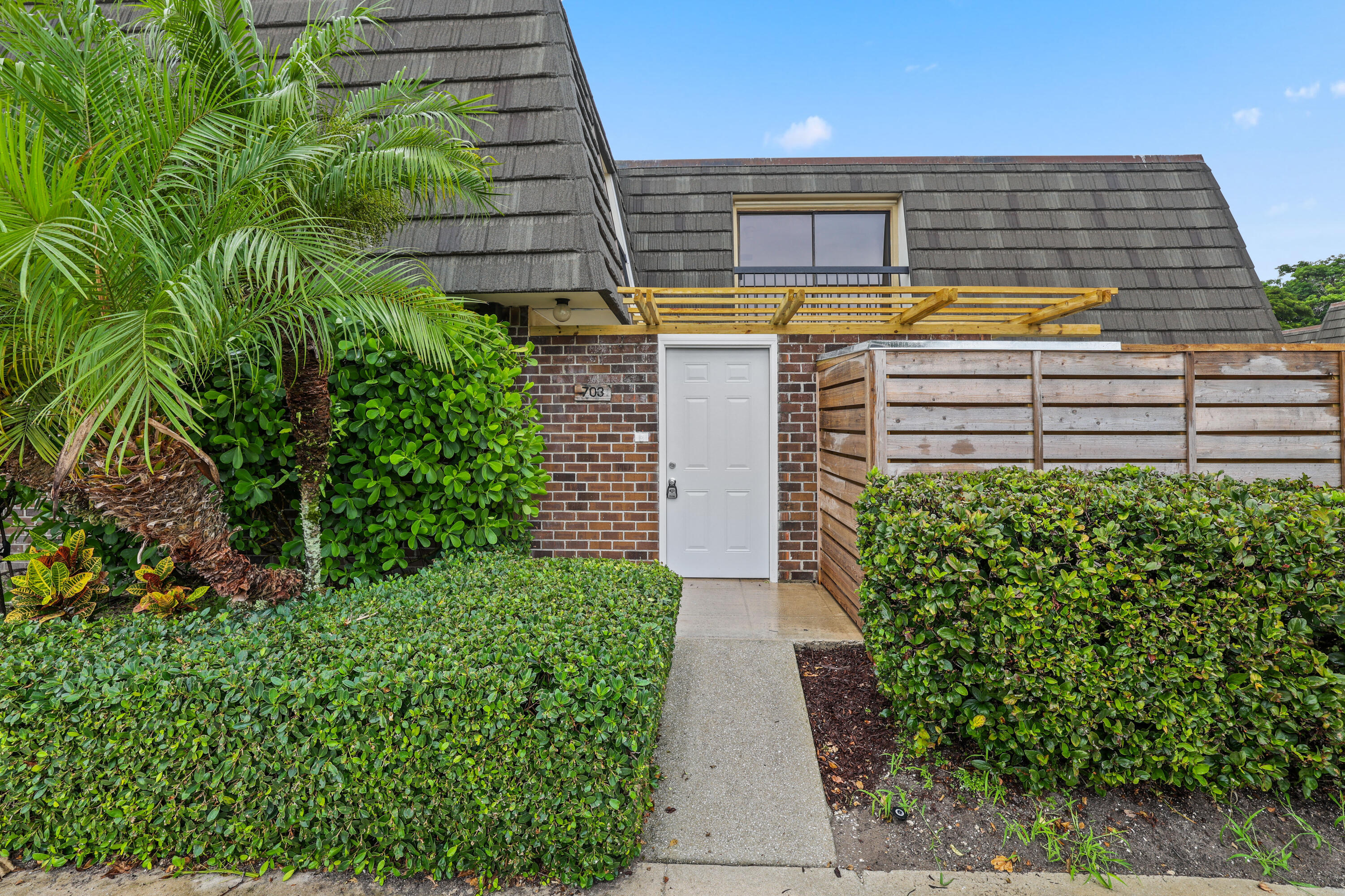 Palm Beach Gardens photo 2