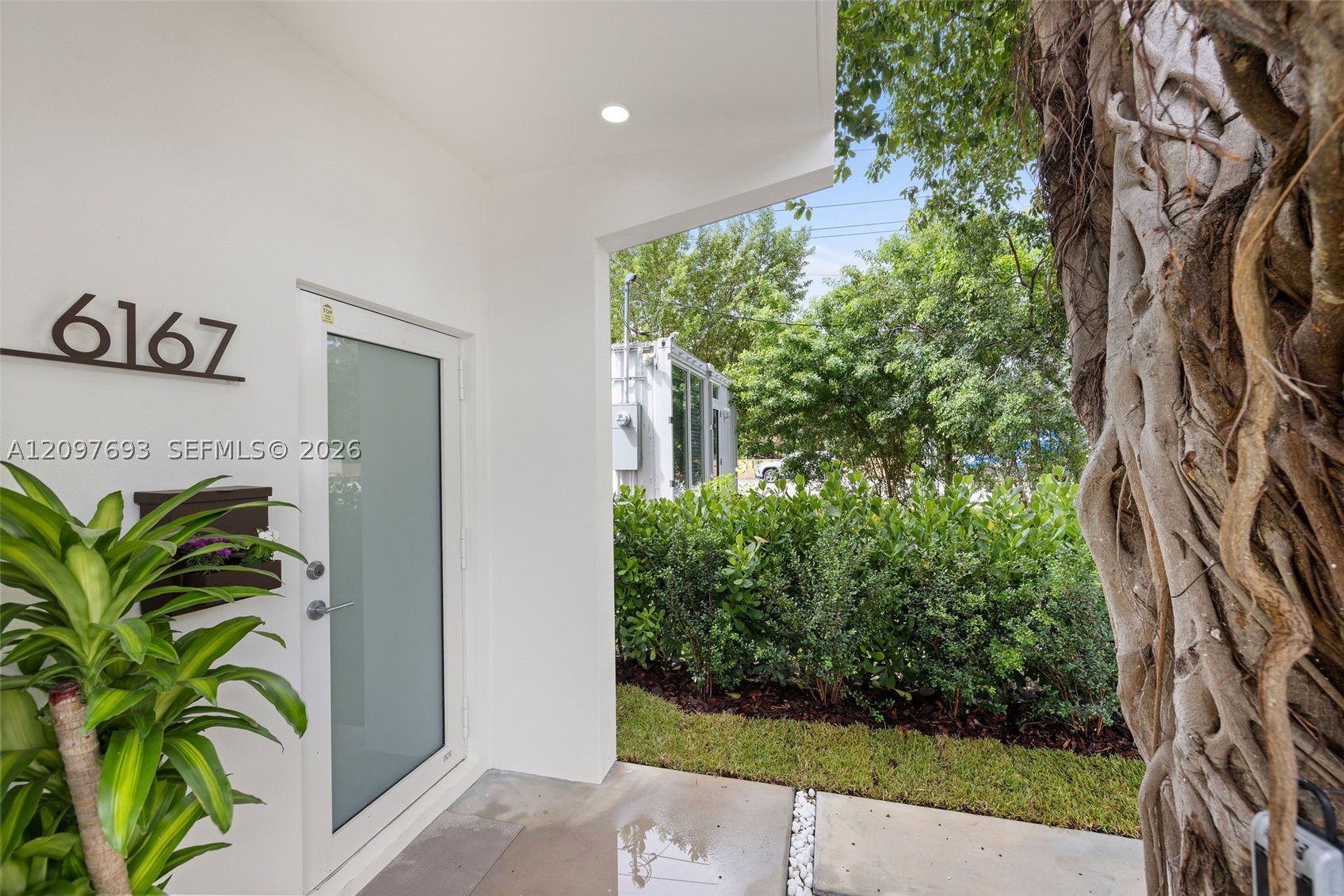 South Miami photo 2