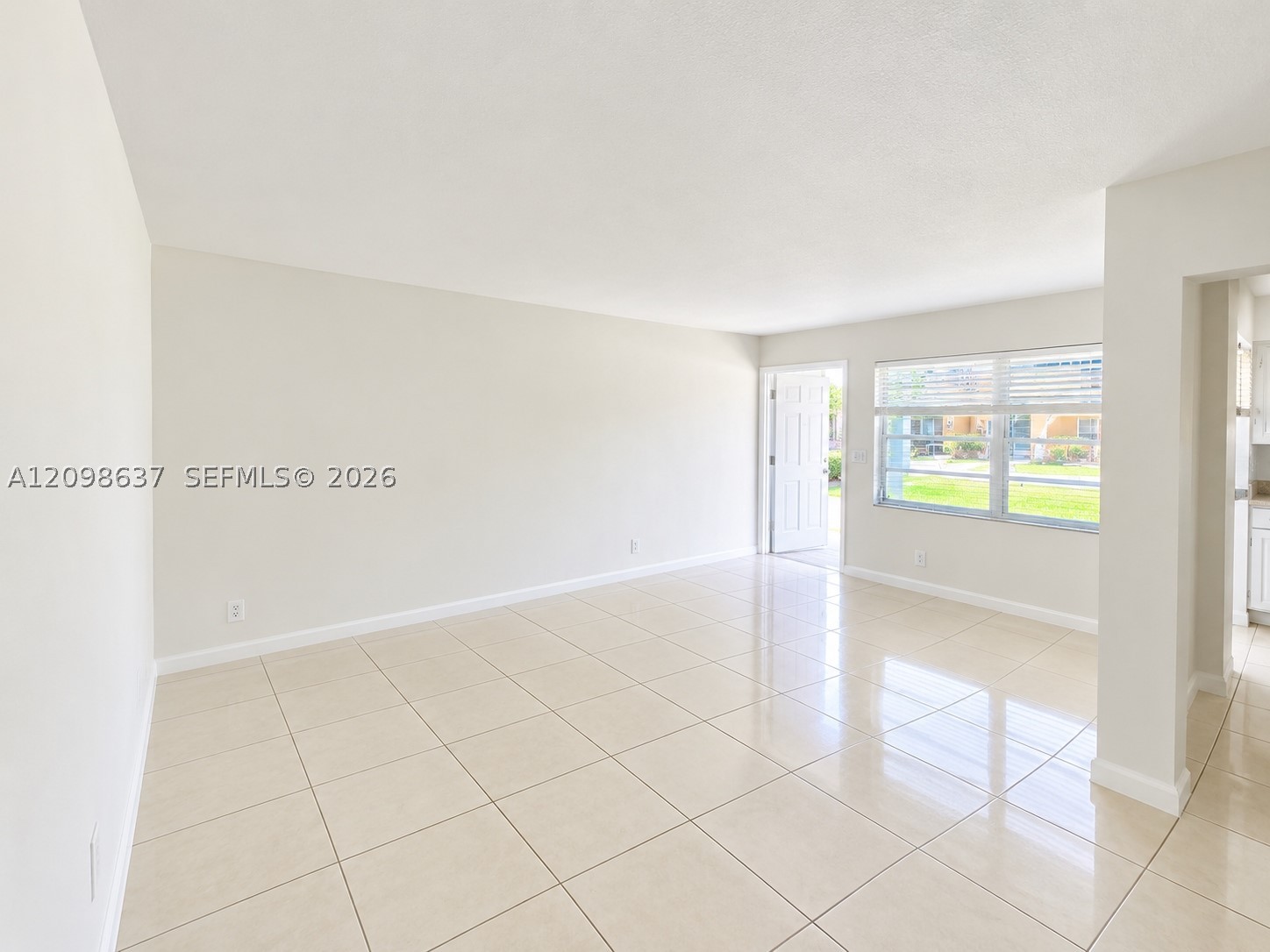 Hallandale Beach photo 4
