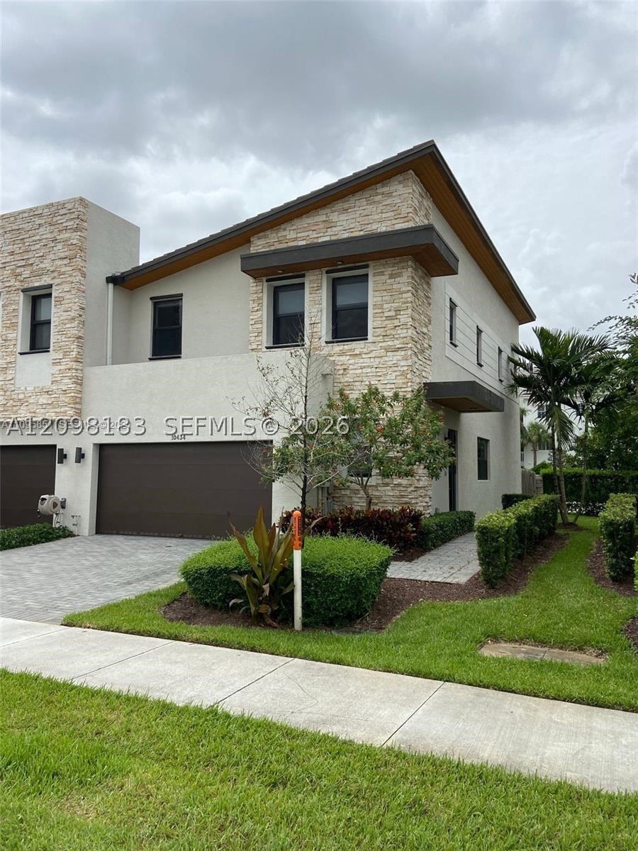 Doral photo 3