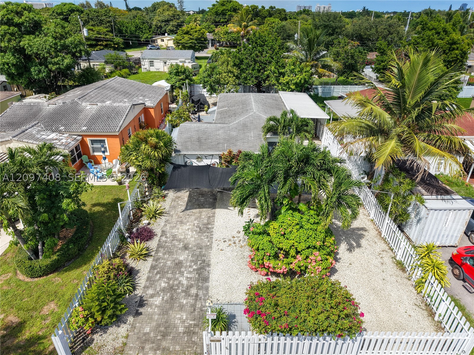 North Miami Beach photo 1