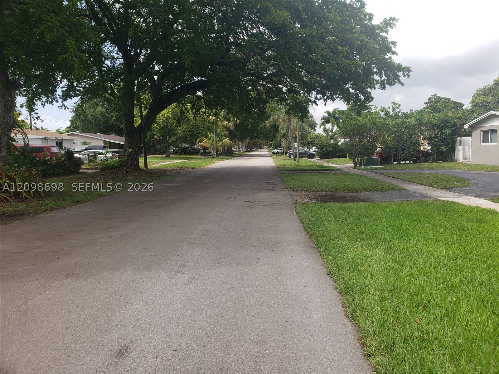 Pembroke Pines photo 3