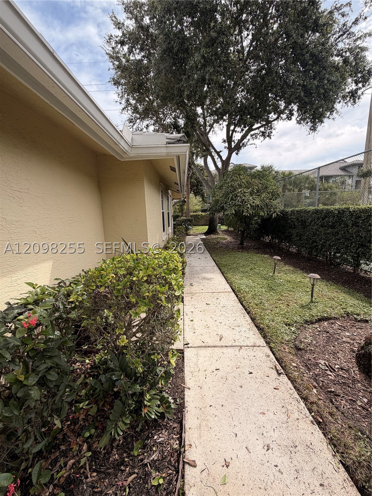 Palm Beach Gardens photo 2