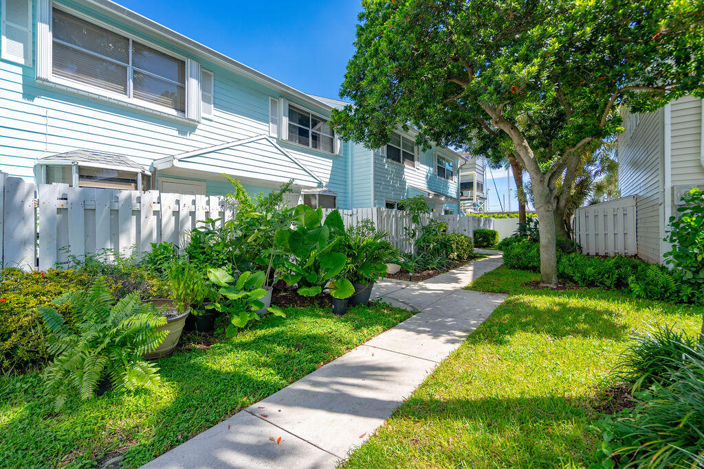 Pompano Beach photo 4
