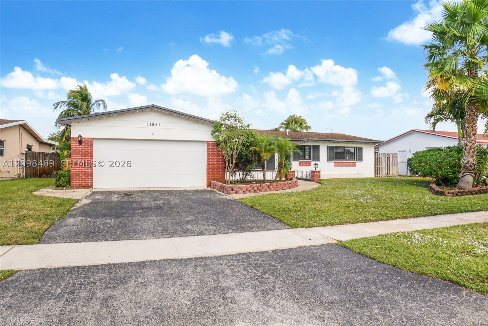 Pembroke Pines photo 2