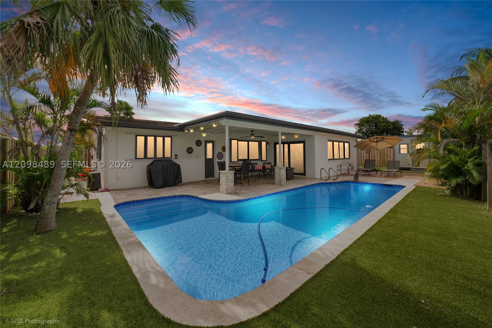 Pembroke Pines photo 3