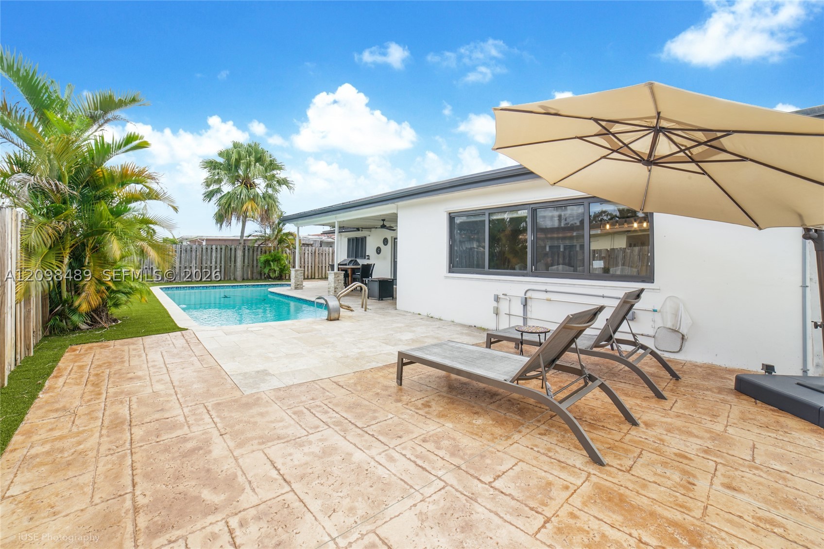 Pembroke Pines photo 4