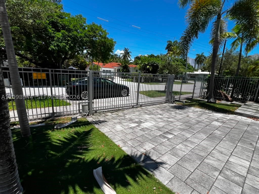 Sunny Isles Beach photo 4