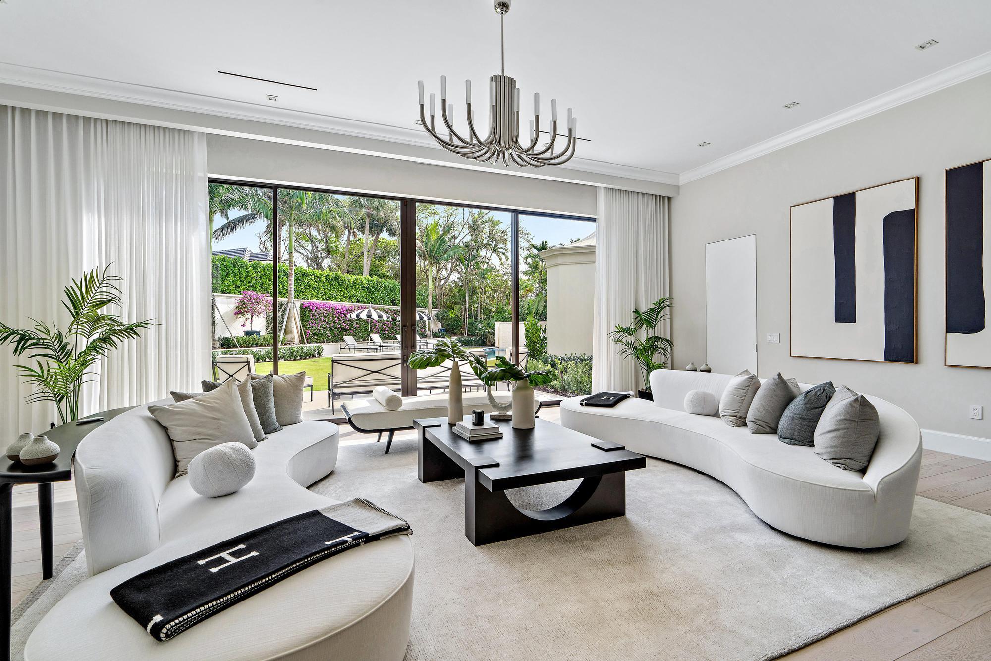 Palm Beach photo 3
