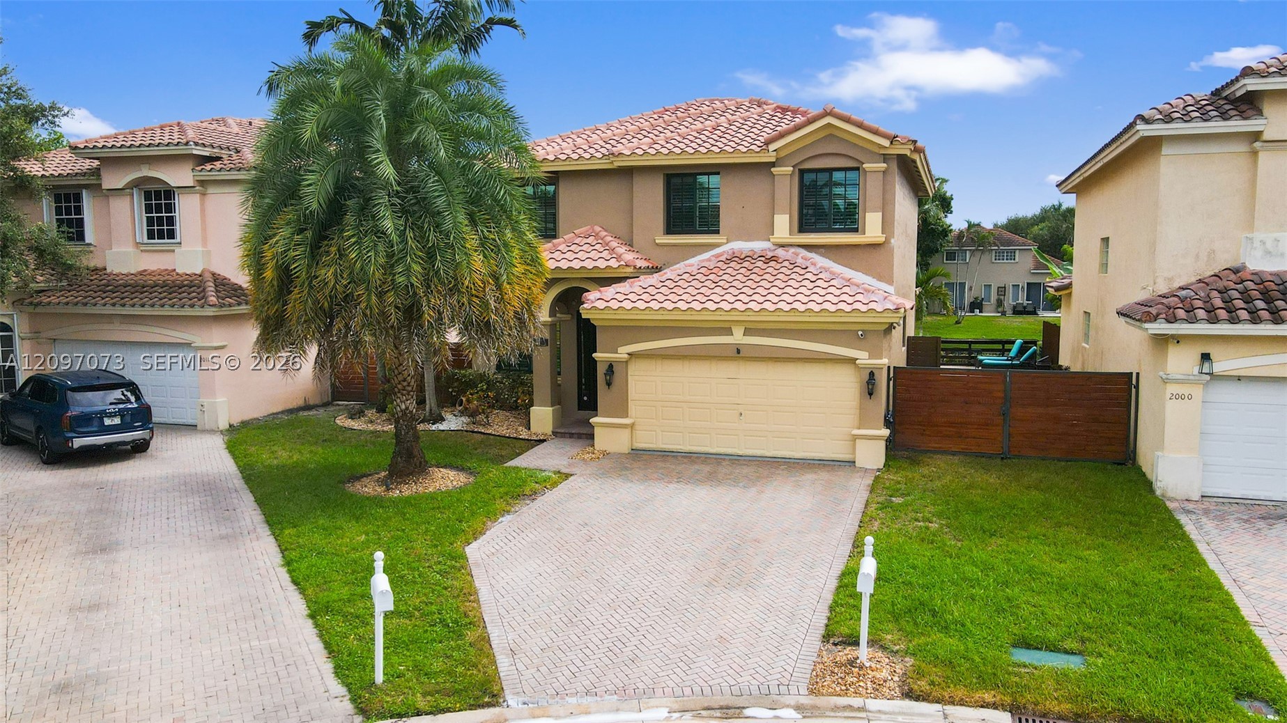 Pembroke Pines photo 3