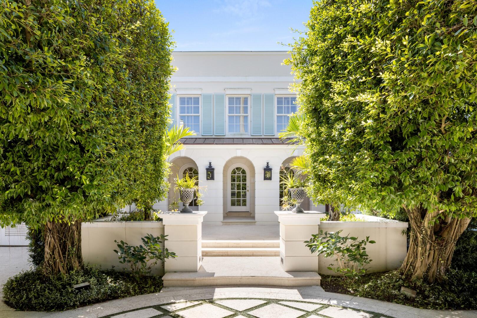 Palm Beach photo 2