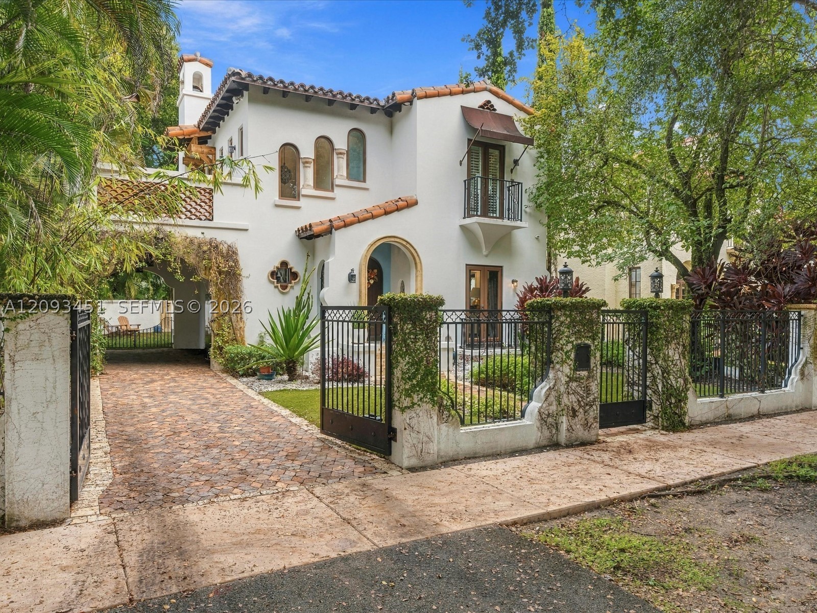 Coral Gables photo 3