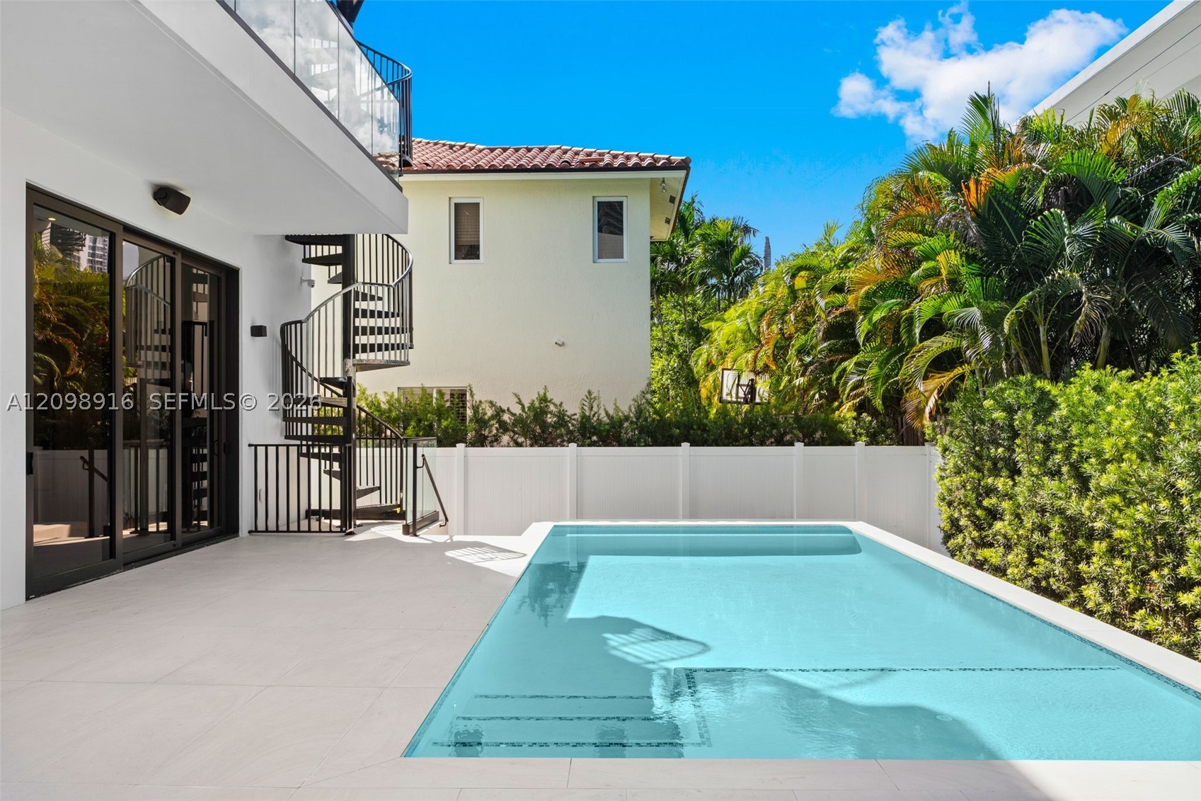 Sunny Isles Beach photo 3