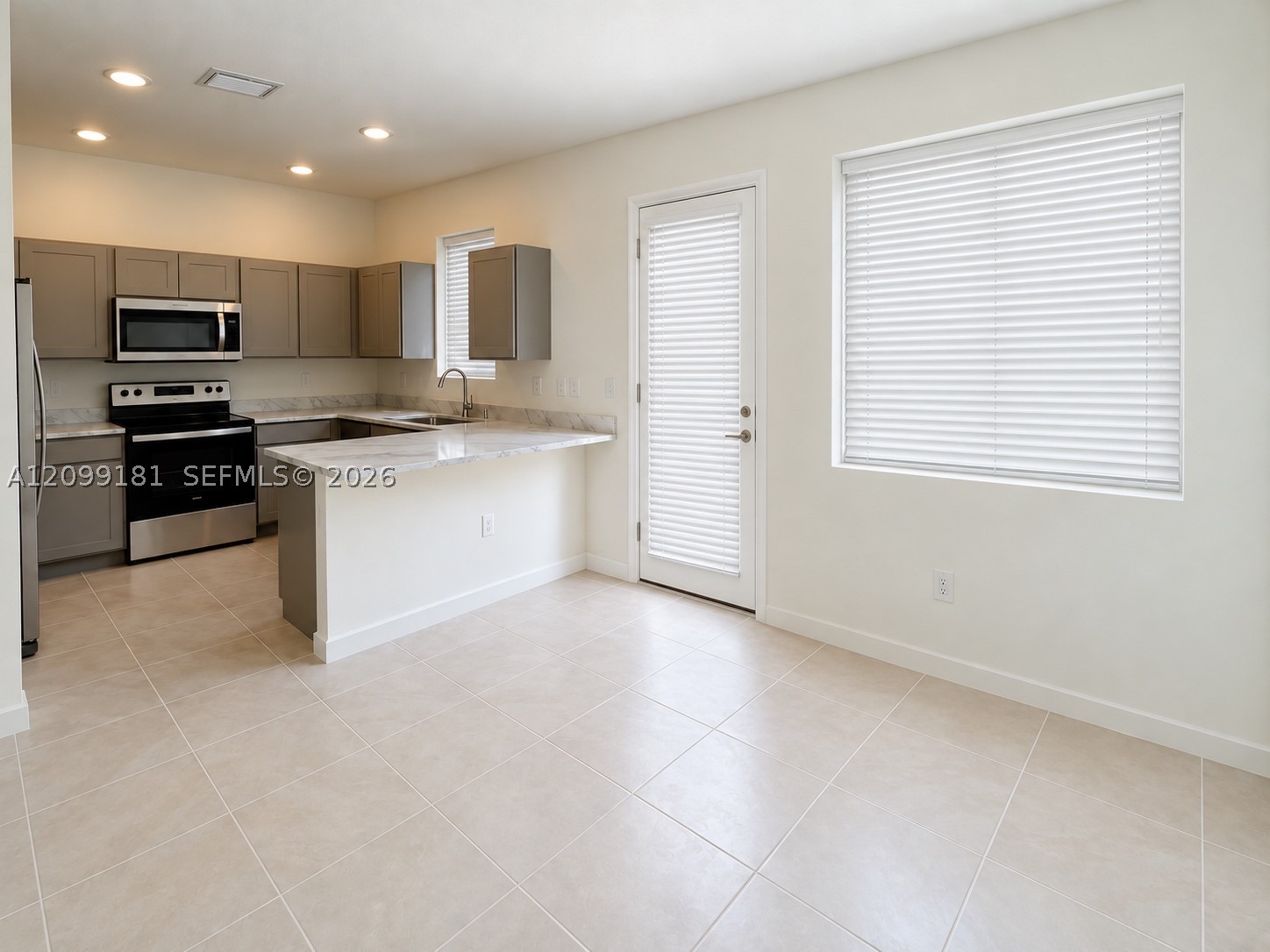 Miami Gardens photo 5