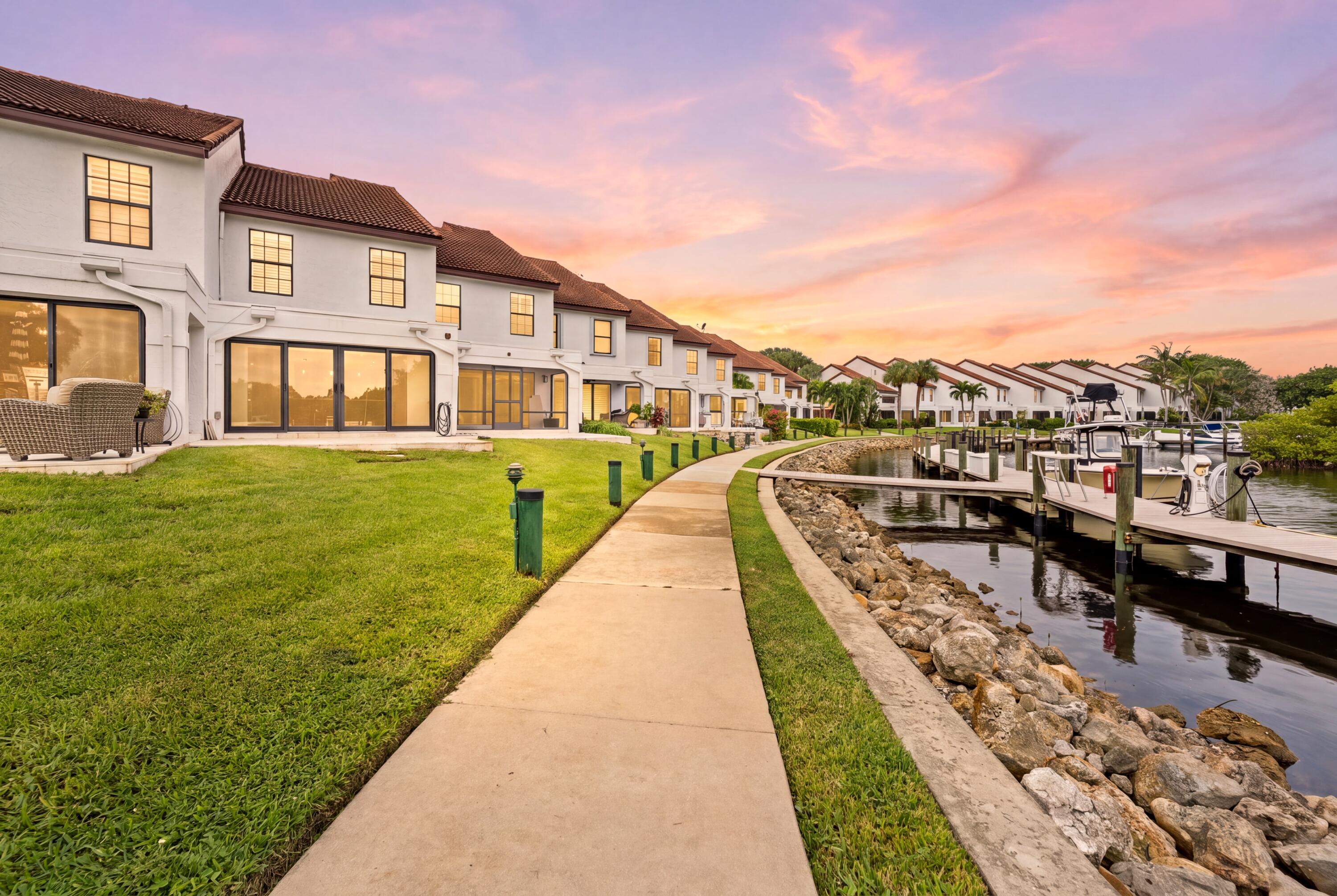 Palm Beach Gardens photo 4