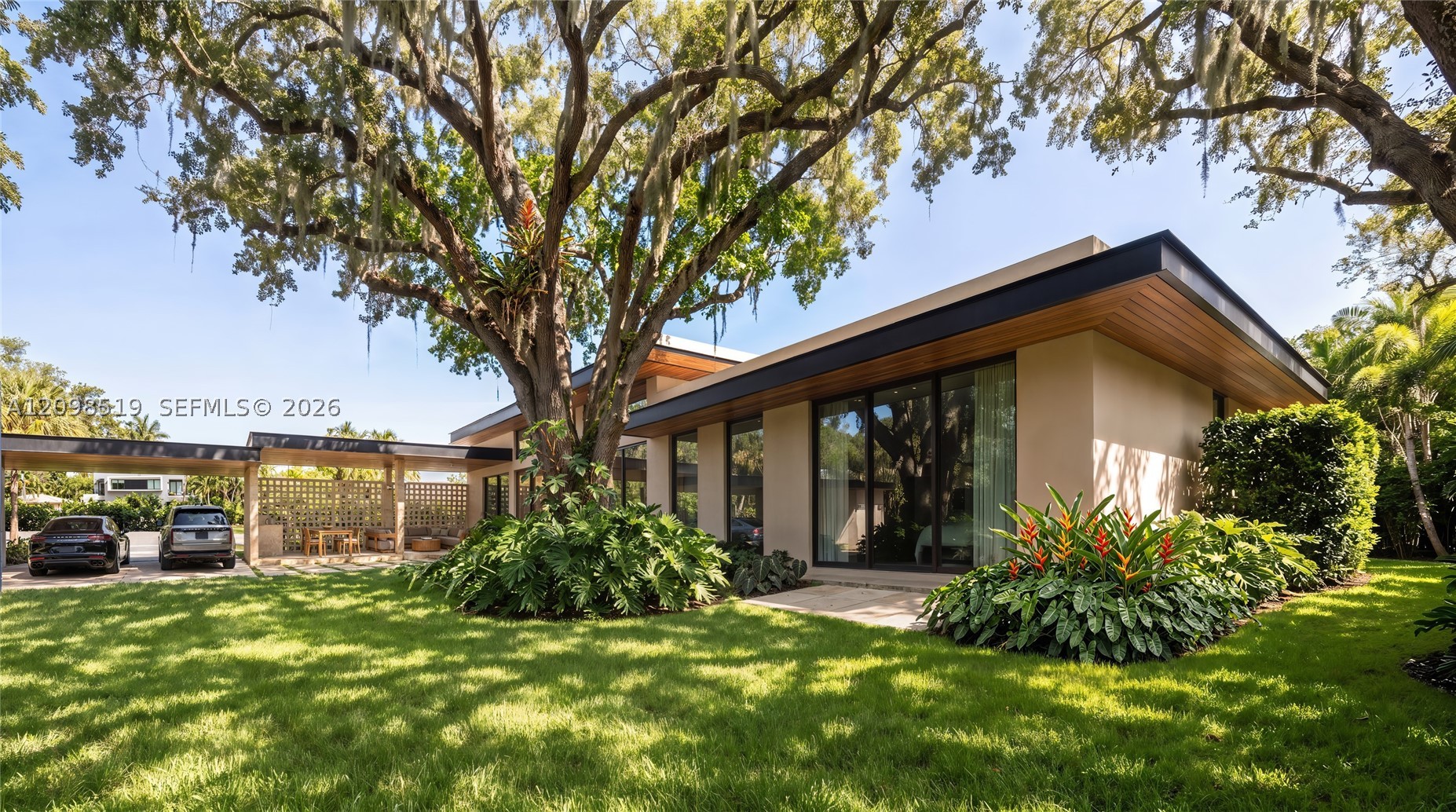 North Miami photo 3