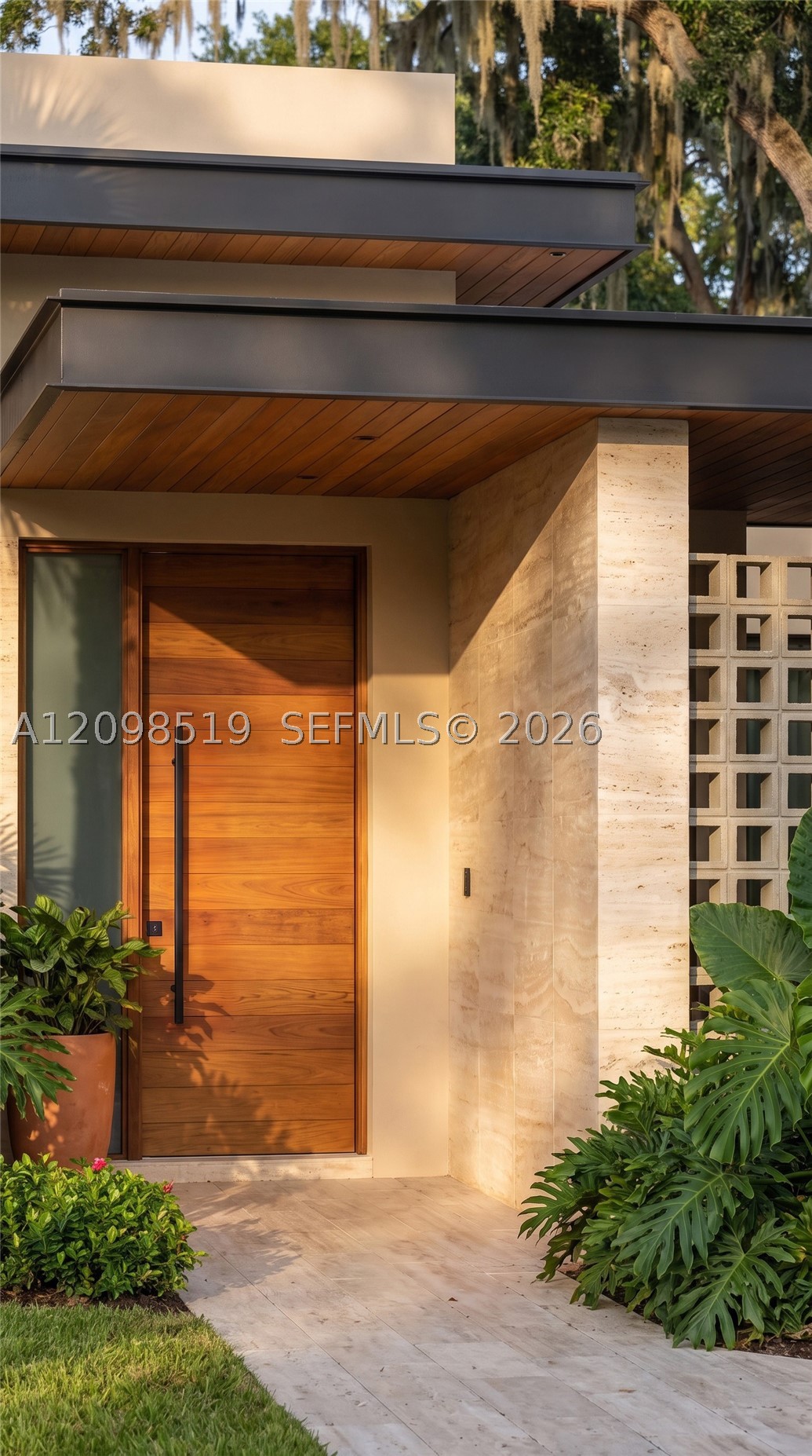 North Miami photo 4