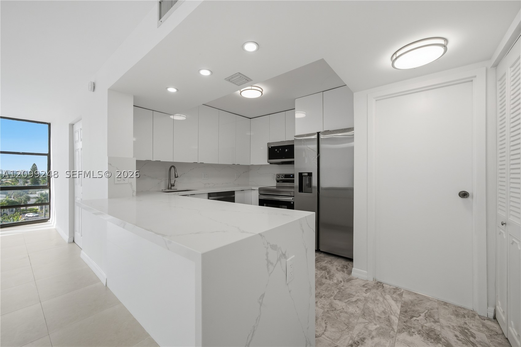 Hallandale Beach photo 5